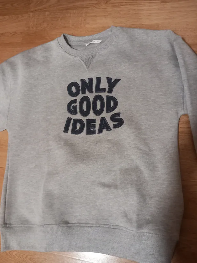 Sudadera gris sin estrenar