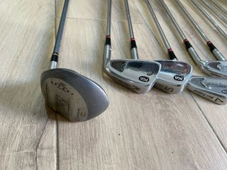 Pack Palos de Golf Marrón y Blanco