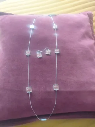 Conjunto collar y pendientes estrella