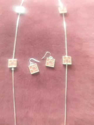 Conjunto collar y pendientes estrella