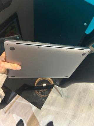 MacBook Air 13” Plata/Gris Espacial