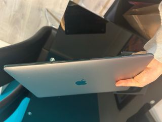 MacBook Air 13” Plata/Gris Espacial