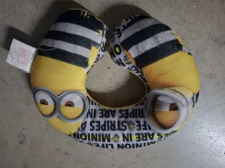 Lote 2 Almohadas Infantiles Minion y Mono coche