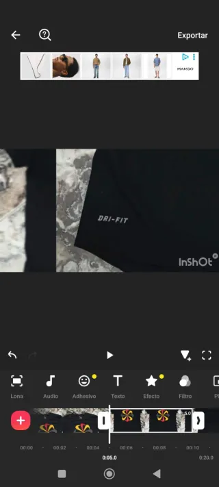 Camiseta negra NIKE y pantalón negro corto PUMA