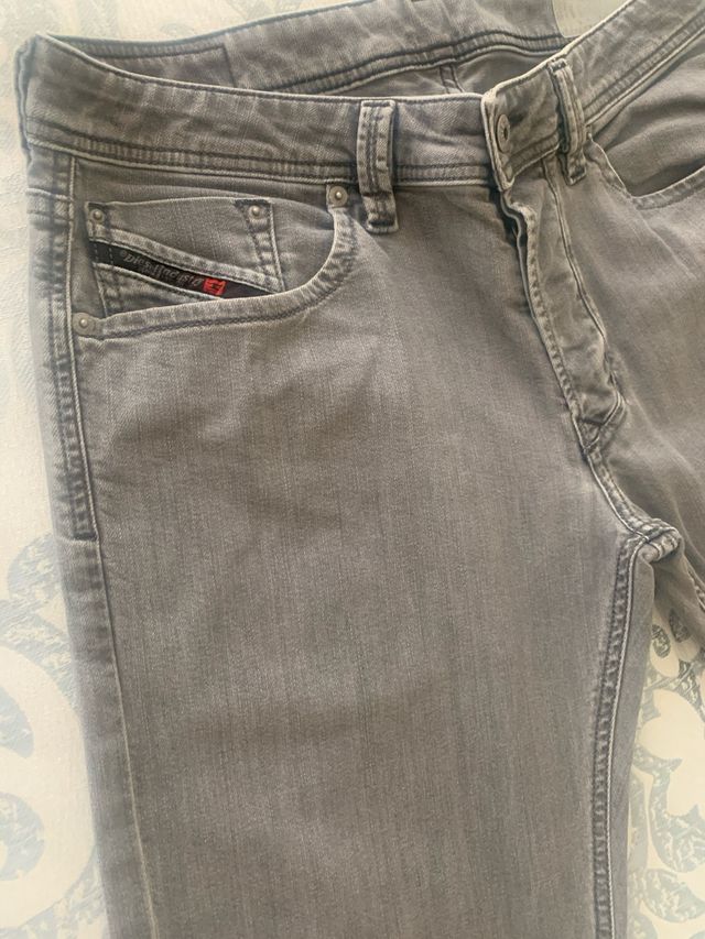 Pantalón Vaquero Diesel Larkee Gris Talla 32x32