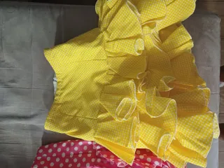 Faldas flamencas lunares rosa y amarillo