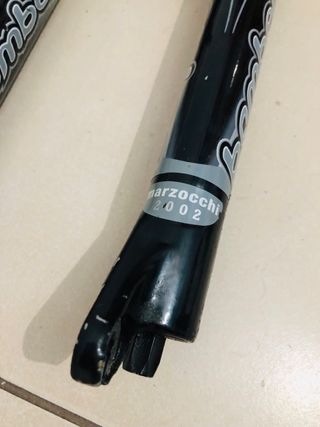 Horquilla Marzocchi Bomber 26”