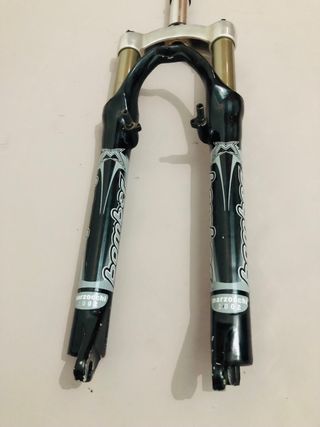 Horquilla Marzocchi Bomber 26”