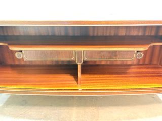 Aparador danés midcentury  by Carlo Jenssen 1960’s