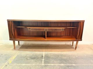 Aparador danés midcentury  by Carlo Jenssen 1960’s
