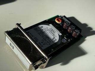 C2985B.Disco duro EIO para impresoras y plotter HP