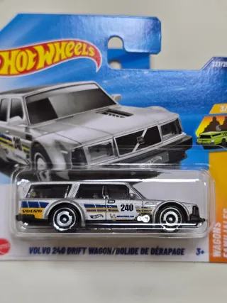 Hot Wheels Volvo 240 Drift Wagon