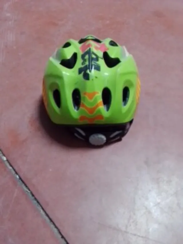 Casco bici infantil verde