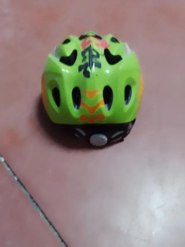 Casco bici infantil verde