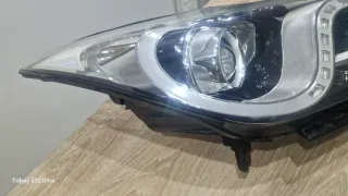Faro derecho Hyundai i40 2016