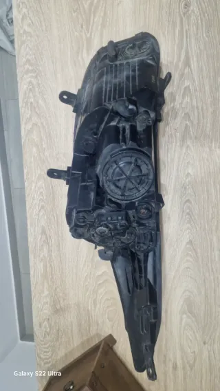 Faro derecho Hyundai i40 2016