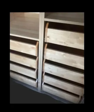 Cassetti per armadio in legno Ikea