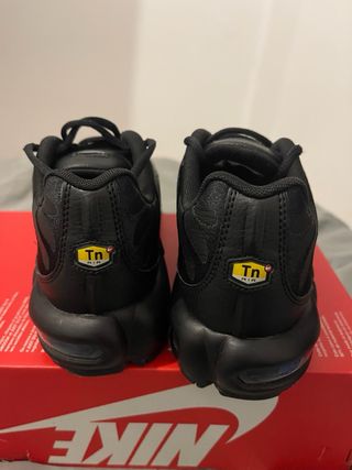 Nike Air Max Plus TN Zapatillas Negras