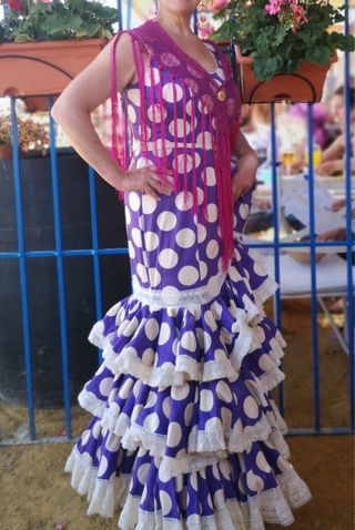 Vestido Flamenca Lunares Morado Talla 42