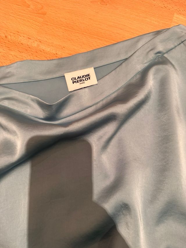 Falda midi satinada turquesa