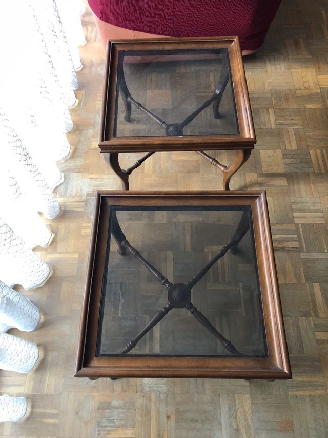 Mesitas auxiliares de madera y cristal