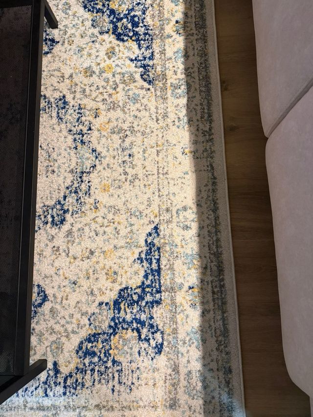 Alfombra estilo vintage beige y azul