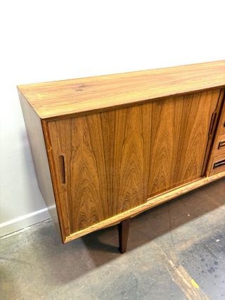 Aparador midcentury HW Klein Dinamarca 1960’s