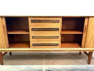 Aparador midcentury HW Klein Dinamarca 1960’s