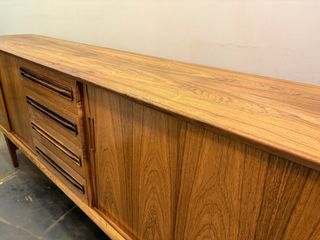 Aparador midcentury HW Klein Dinamarca 1960’s