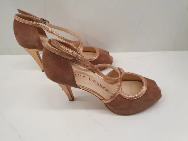 Zapatos tacón fiesta/novia T38 de Sacha London.