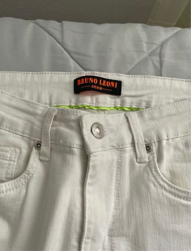 Pantalón vaquero blanco