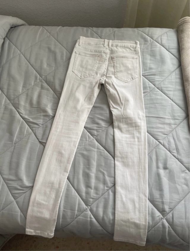 Pantalón vaquero blanco