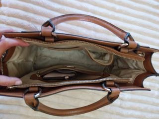 Bolso Guess con Cartera