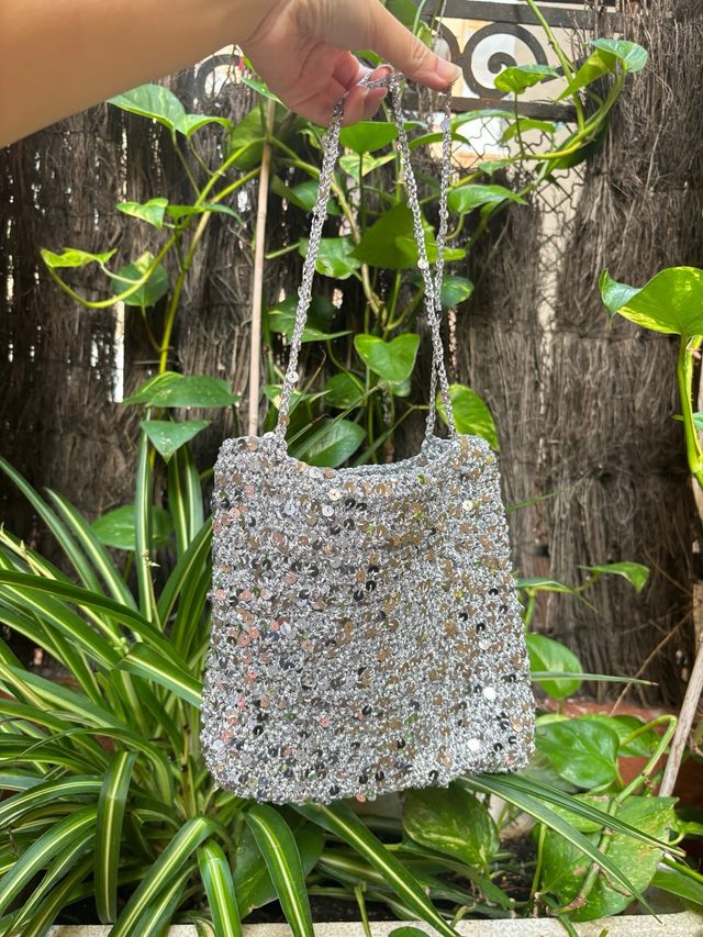Bolso fiesta lentejuelas plateadas hecho a mano