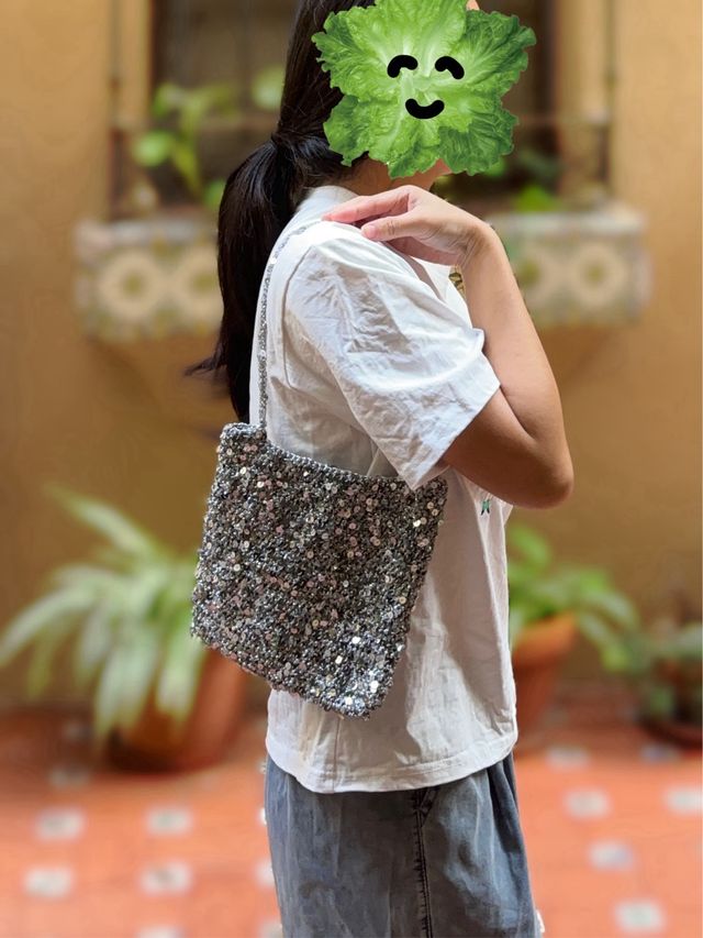 Bolso fiesta lentejuelas plateadas hecho a mano