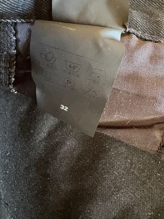 Pantalones vaqueros flare desgastados