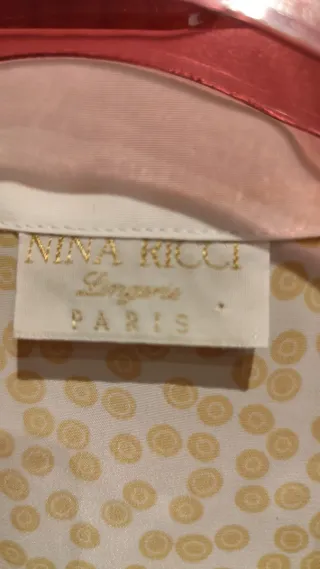 Pijama estampado amarillo y blanco Tacto de seda