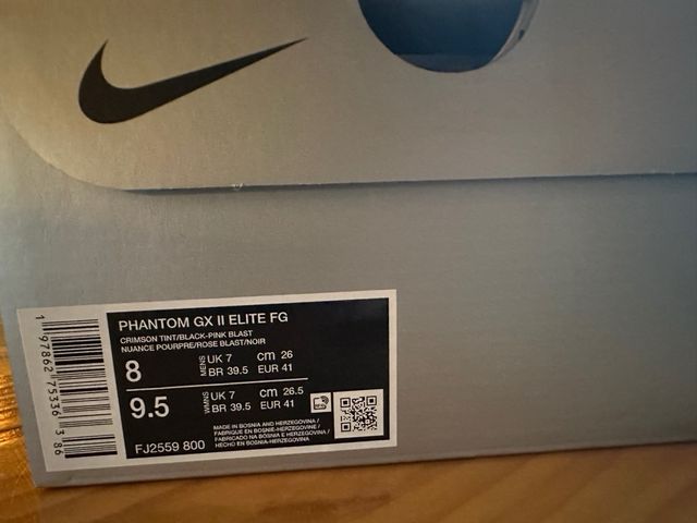 Botas de Fútbol Nike Naranja y Rosa