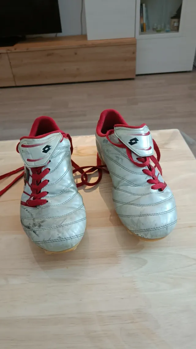 Botas de fútbol Lotto Talla 41
