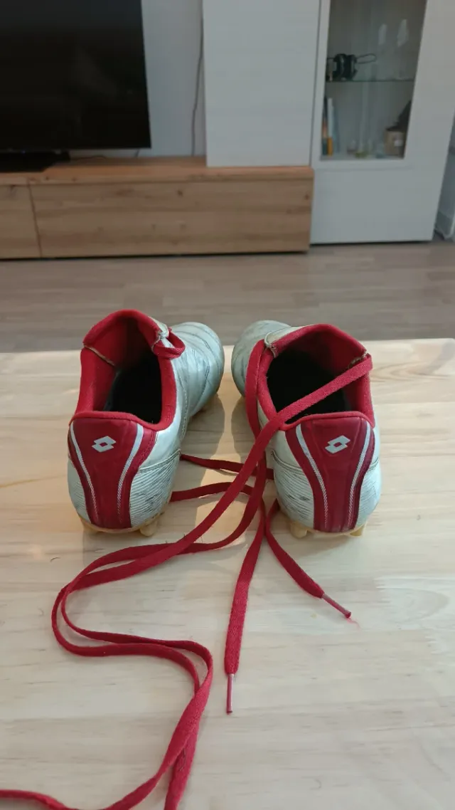 Botas de fútbol Lotto Talla 41
