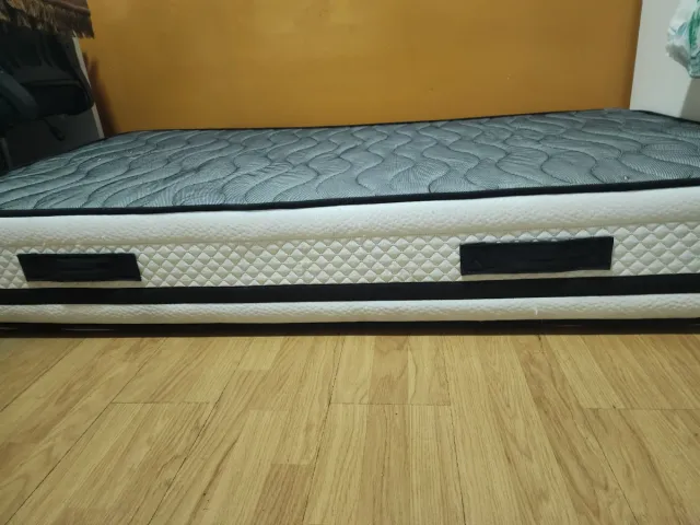 Colchón individual 90x190 cm de marca Adidas