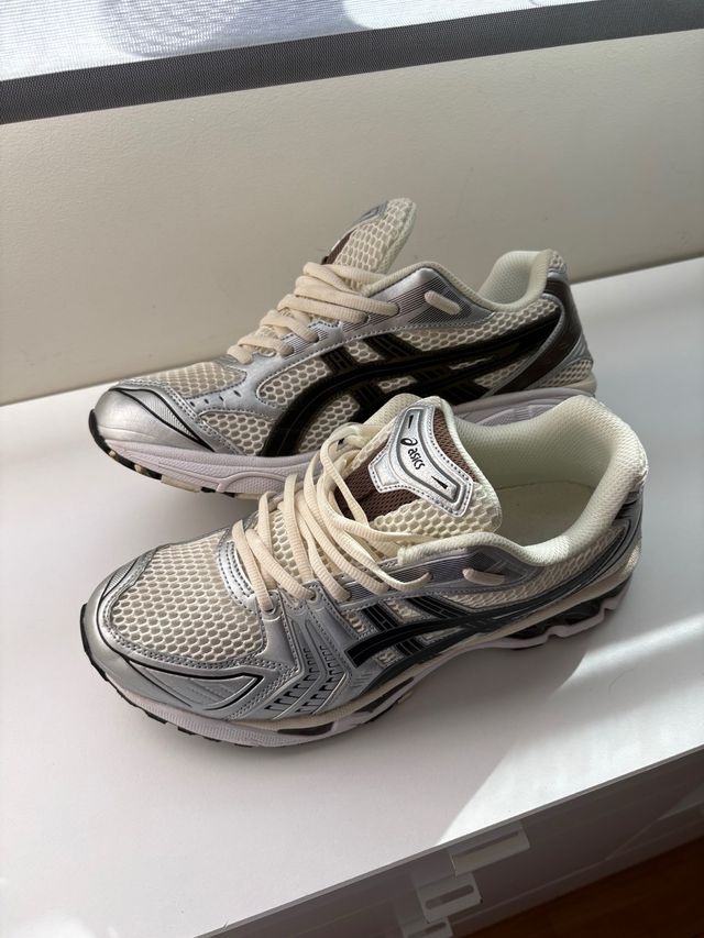 Asics Gel Kayano 14 Beige/Plata