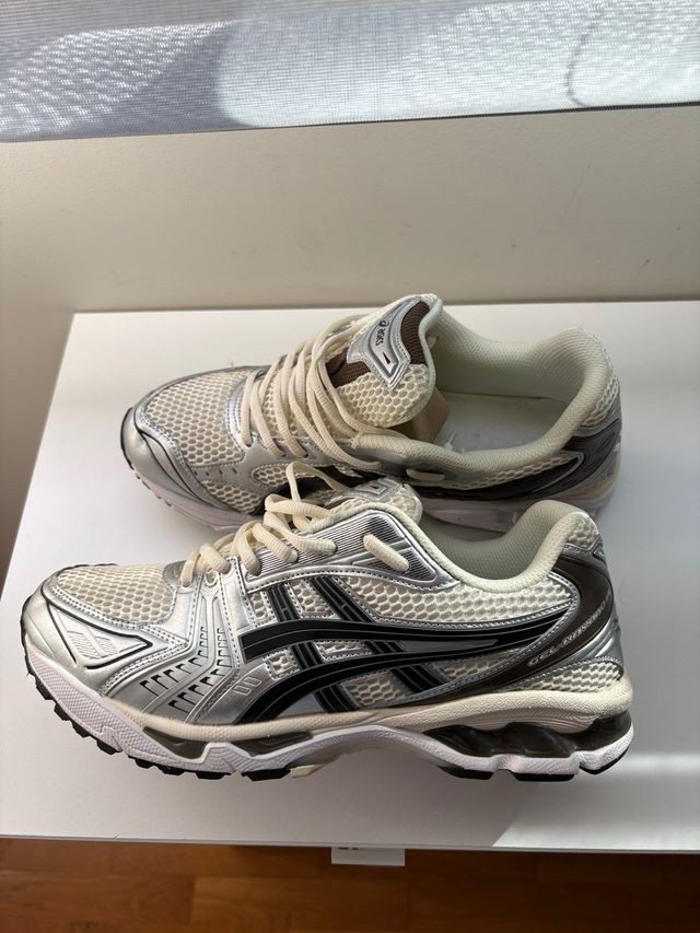 Asics Gel Kayano 14 Beige/Plata