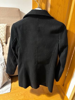 Abrigo paño negro Bershka