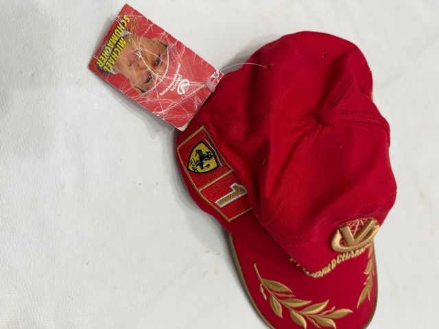 Gorra Ferrari World Champion 2000-2001 F1
