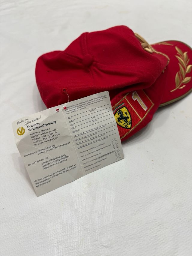 Gorra Ferrari World Champion 2000-2001 F1