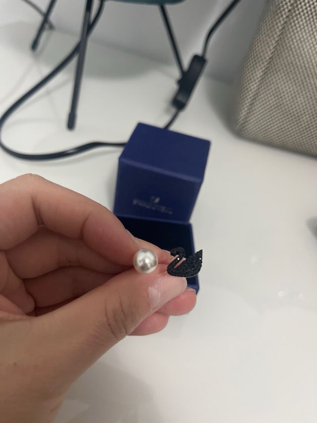 Anillo Swarovski Cisne Perla y Negro