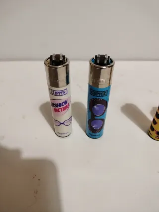 Lotto n11 • Accendini Clipper Set 4 Pezzi