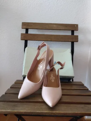 Zapatos Marypaz Talla 36 color Nude