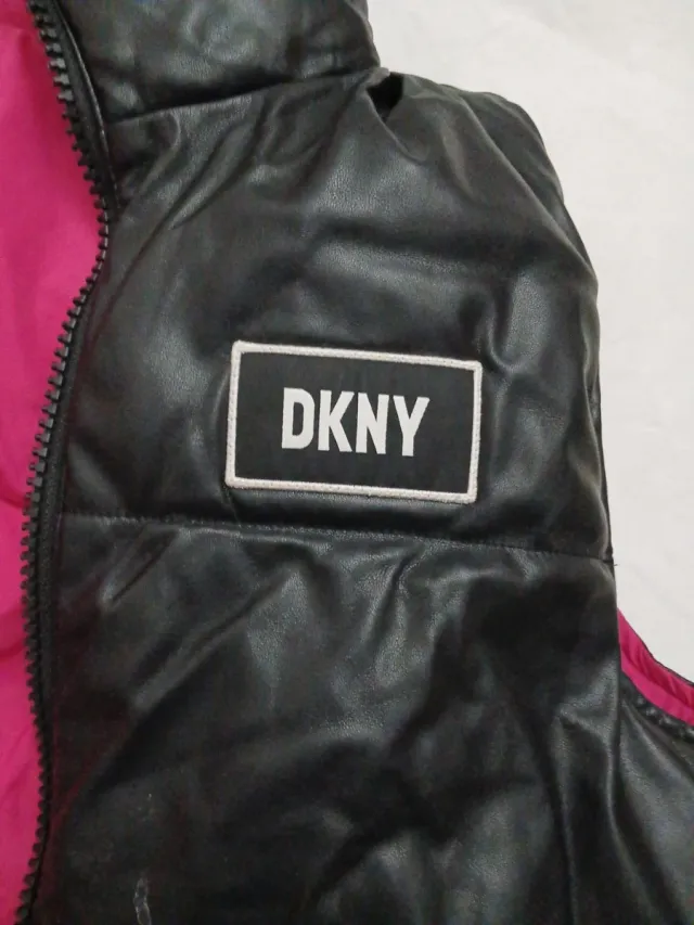 Chaleco DKNY Negro y Rosa